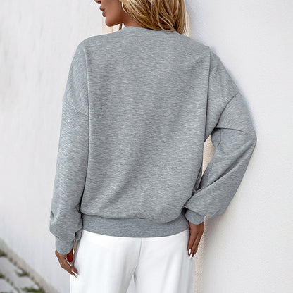 Loose Sweatshirt with Pearl Hollow Floral Pattern