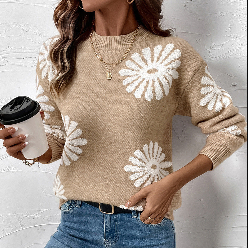Daisy Jacquard Knit Sweater with Round Neck