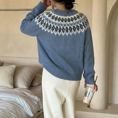 Fair Isle Pullover Sweater with Round Neck and Long Sleeves
