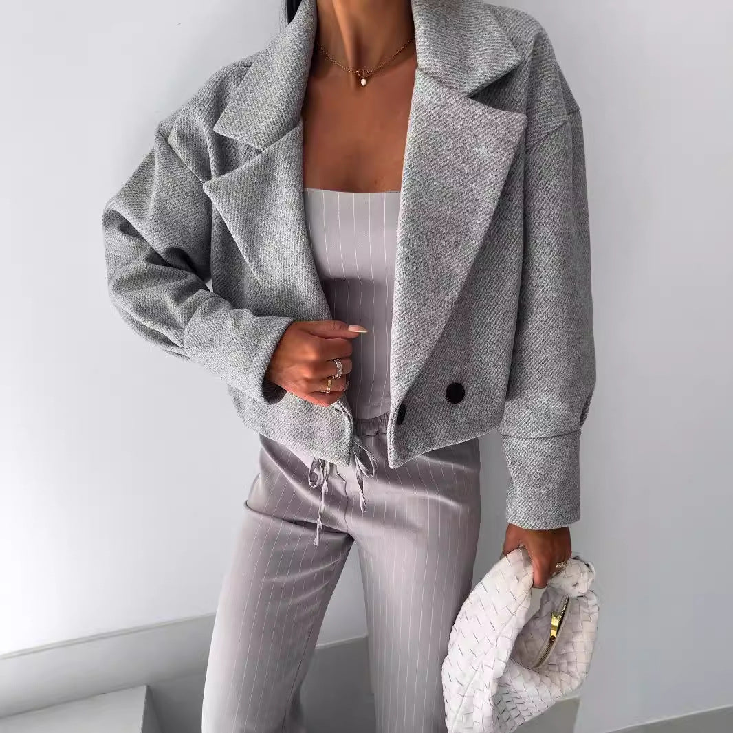 Cropped Jacket with Suit Collar and Double-Breasted Front