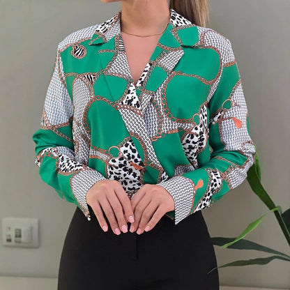 Chain Print Pullover Blouse with V-Neck and Long Sleeves