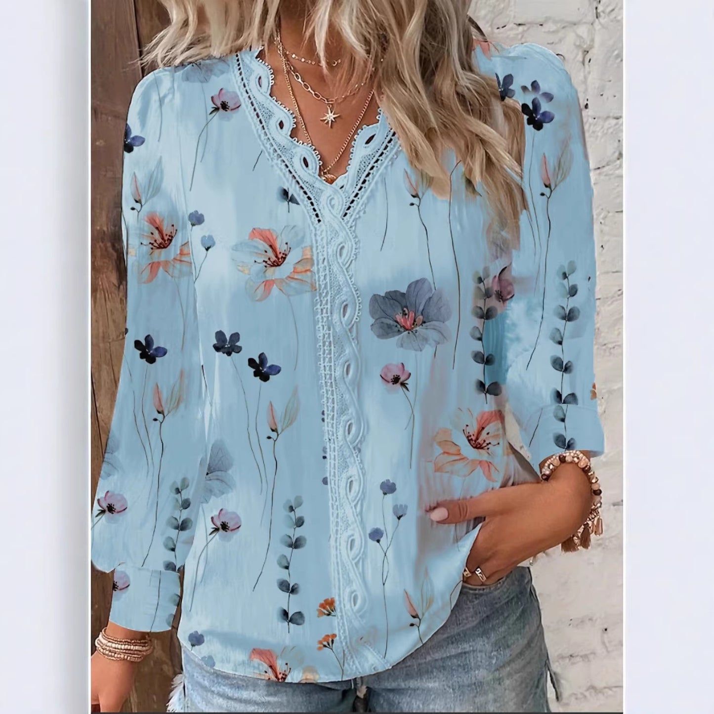 Floral Print Blouse with Lace V-Neck and Long Sleeves