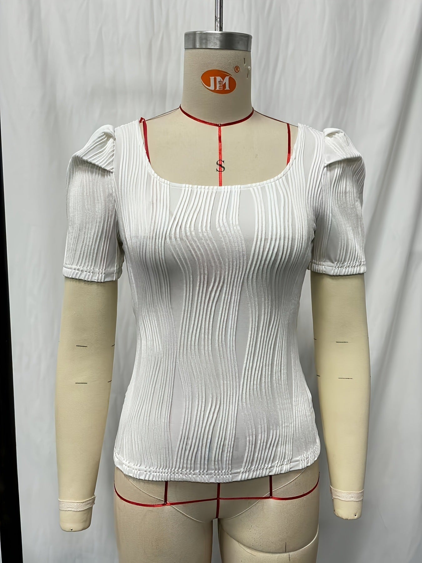 Slim-Fit Wavy Textured Knit Top with U-Neck and Puff Sleeves