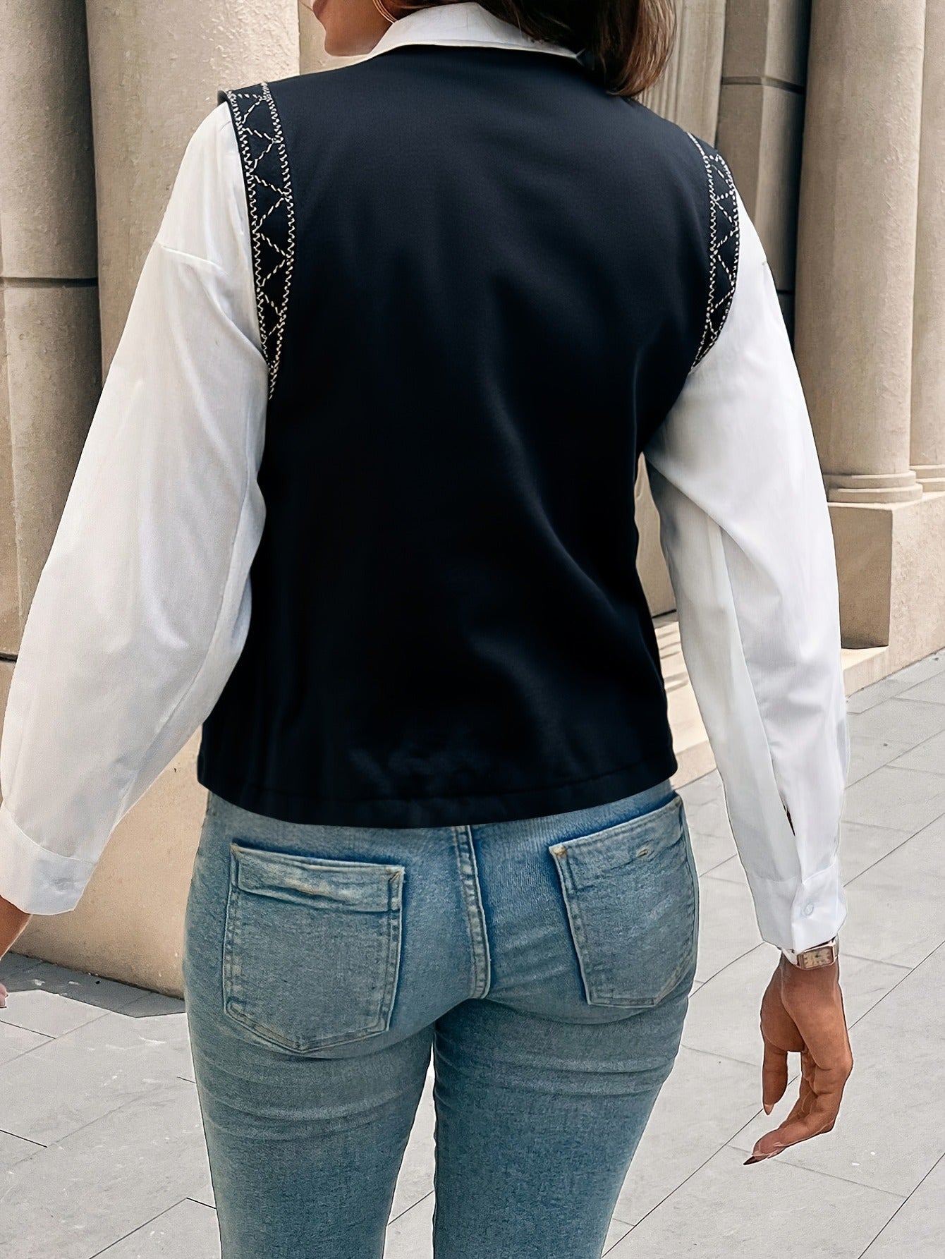 Floral Embroidered Cardigan Vest with V-Neck