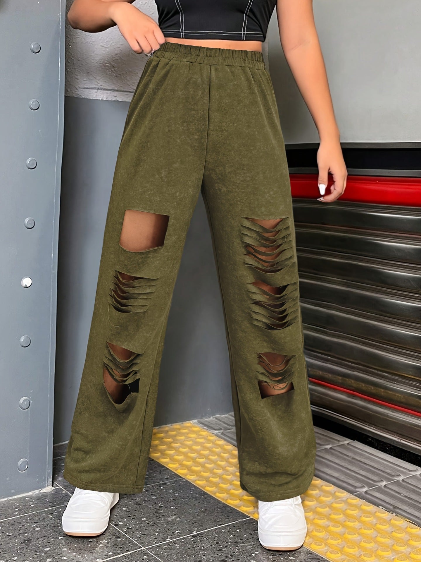 Knitted Wide-Leg Pants with Distressed Detail and Elastic High Waist