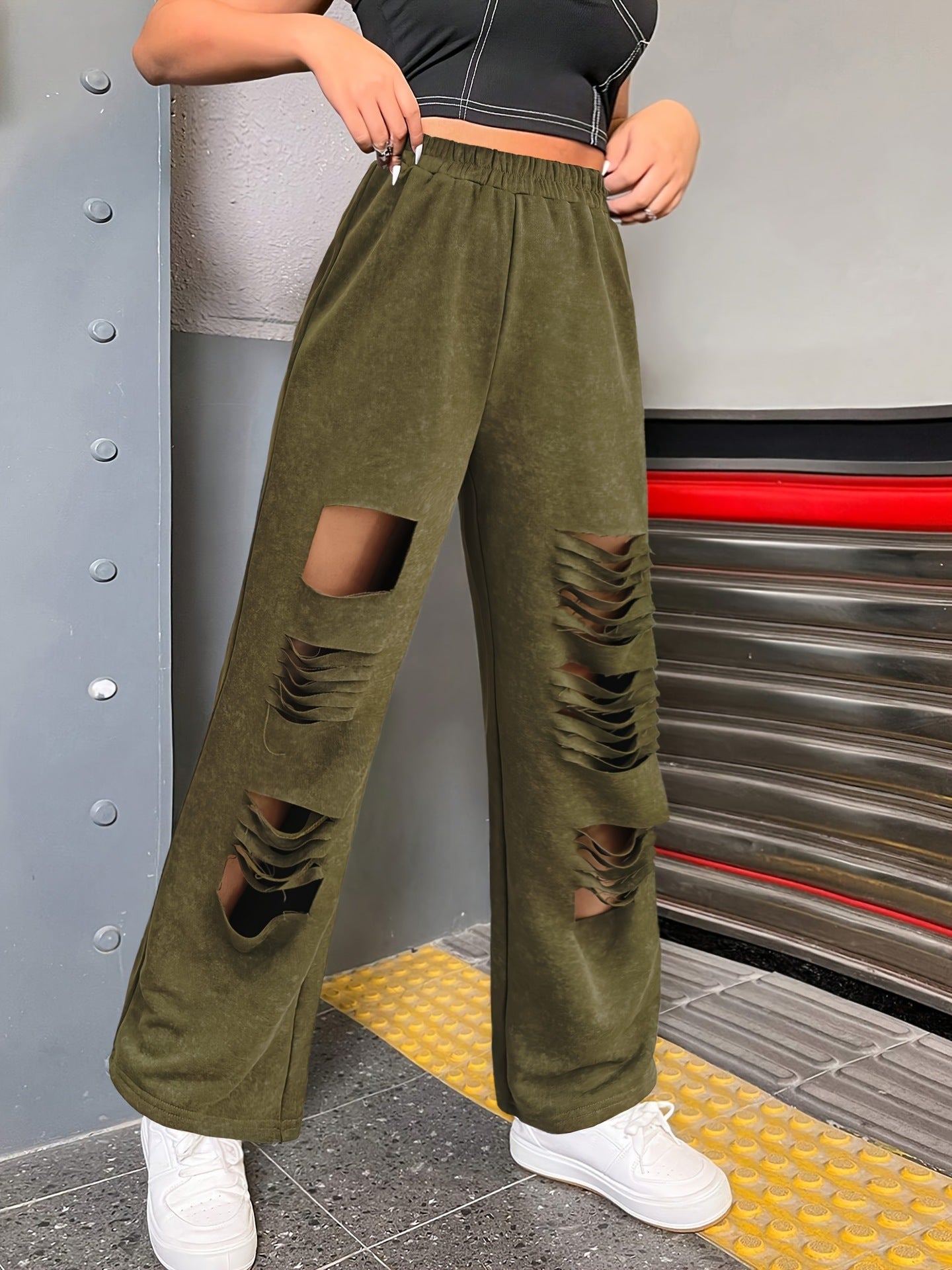 Knitted Wide-Leg Pants with Distressed Detail and Elastic High Waist