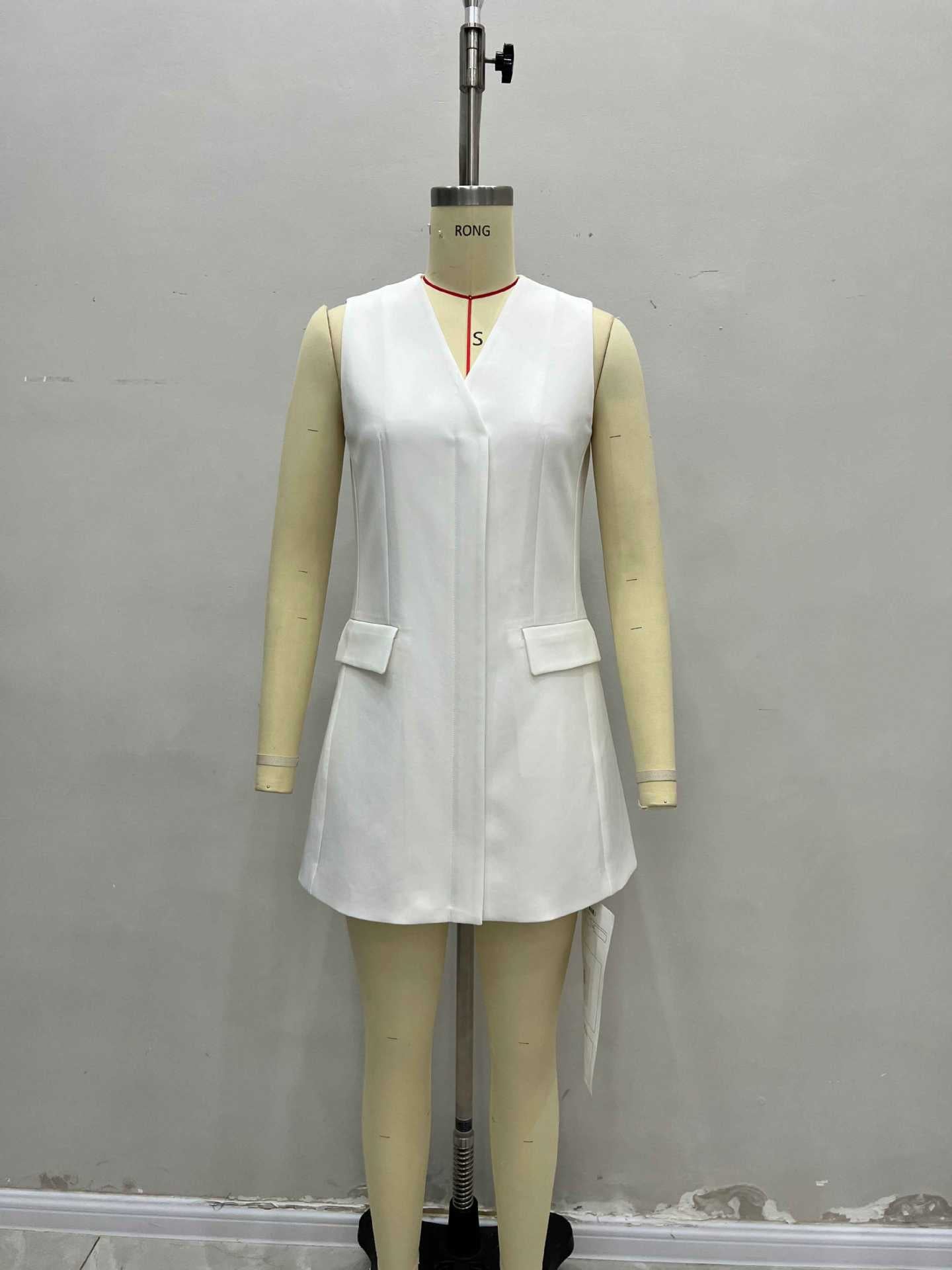 Sleeveless Shift Mini Dress with V-Neck and Flap Pockets