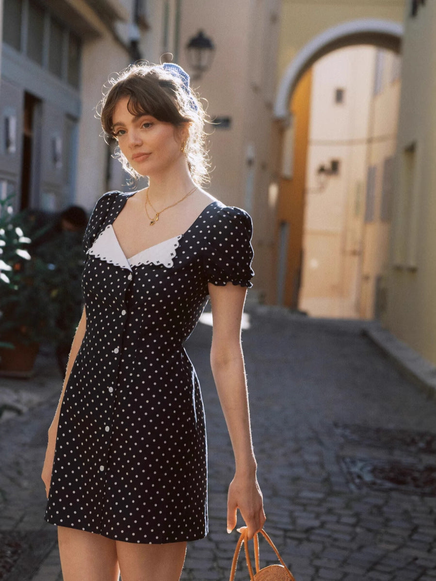 Polka Dot A-Line Dress with Contrast Collar and Puff Sleeves