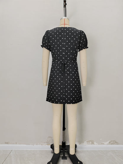 Polka Dot A-Line Dress with Contrast Collar and Puff Sleeves