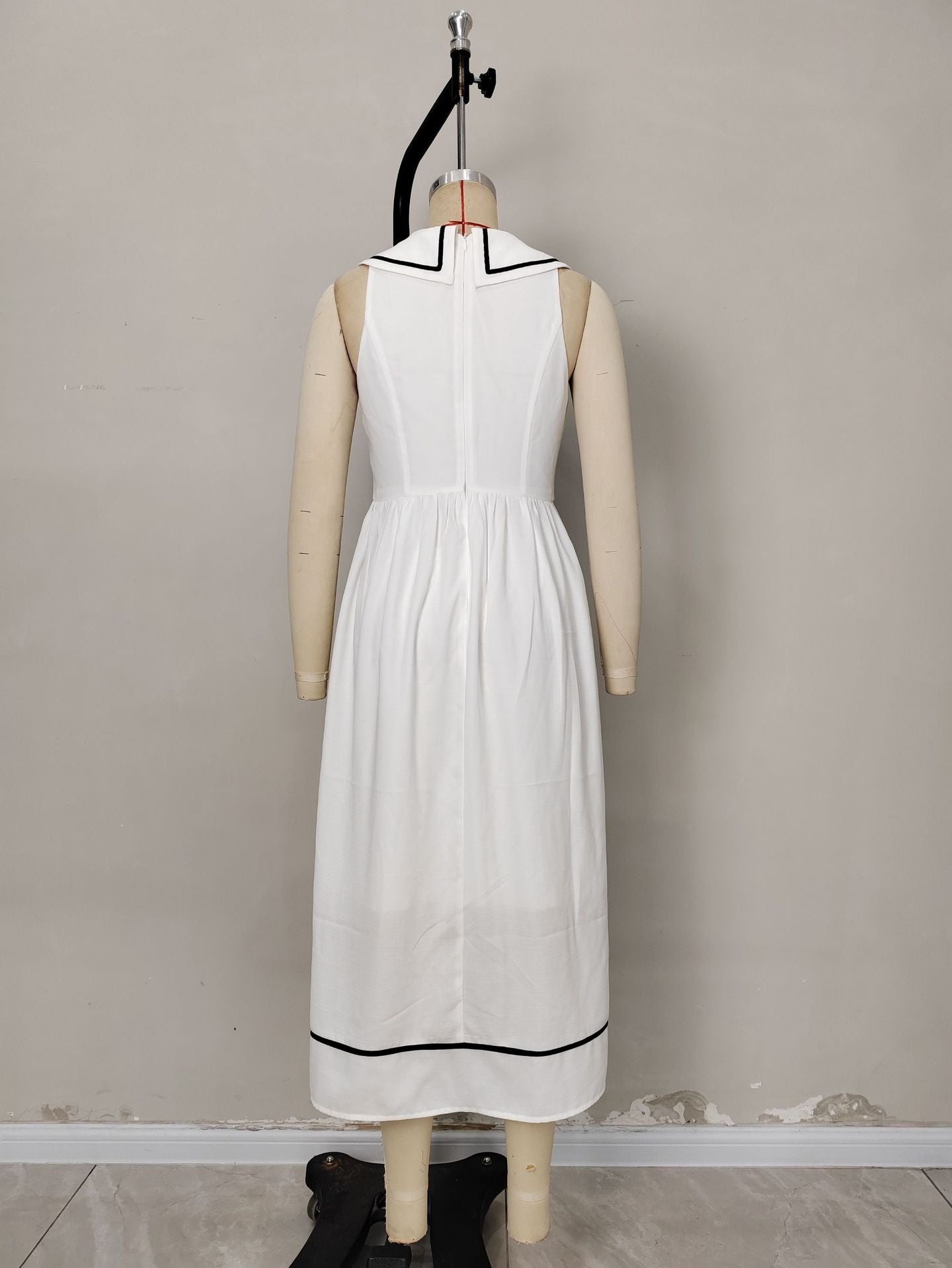 Sleeveless A-Line Midi Dress with Navy Collar
