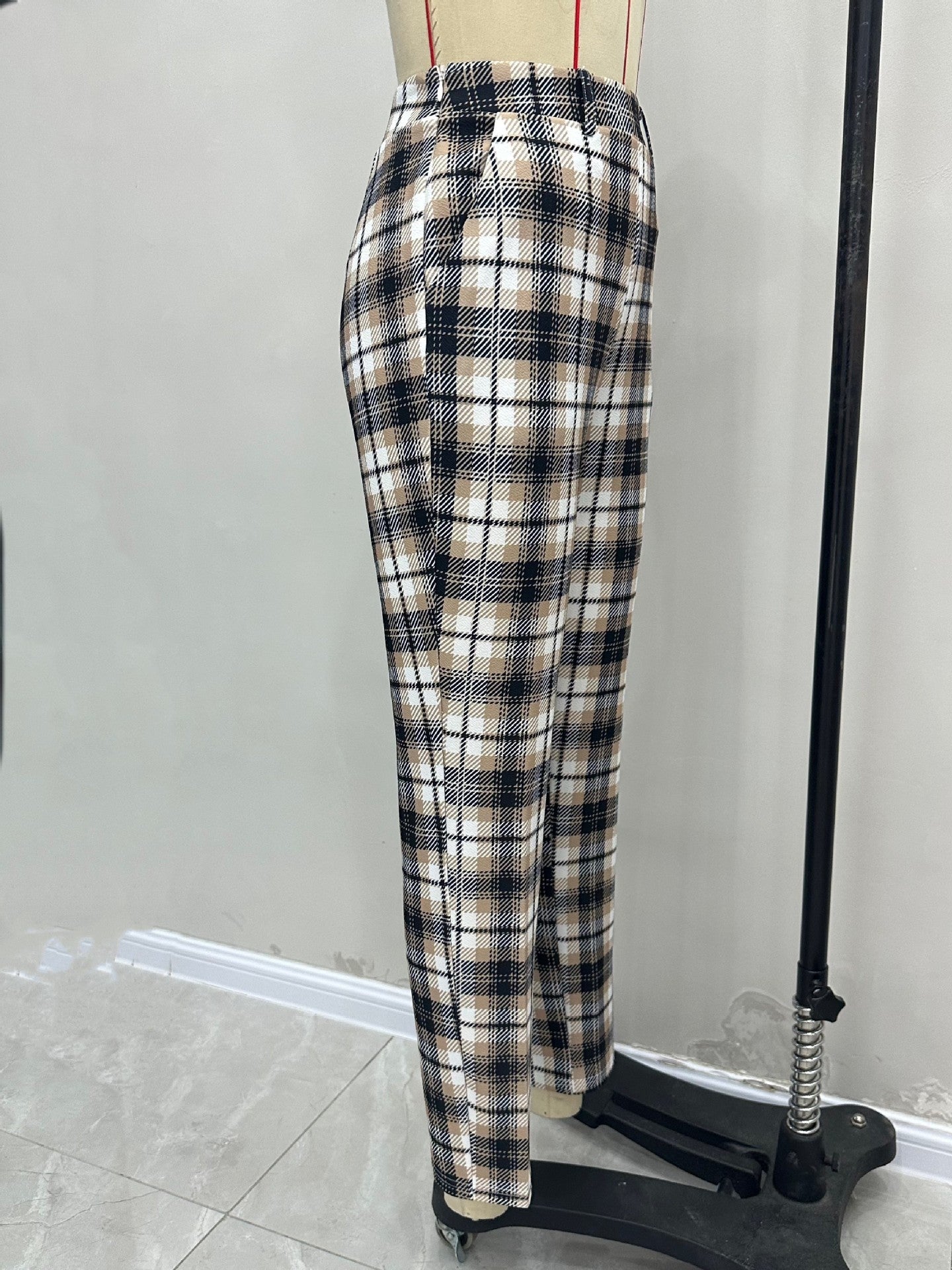 Plaid Cropped Trousers with High Elastic Waist