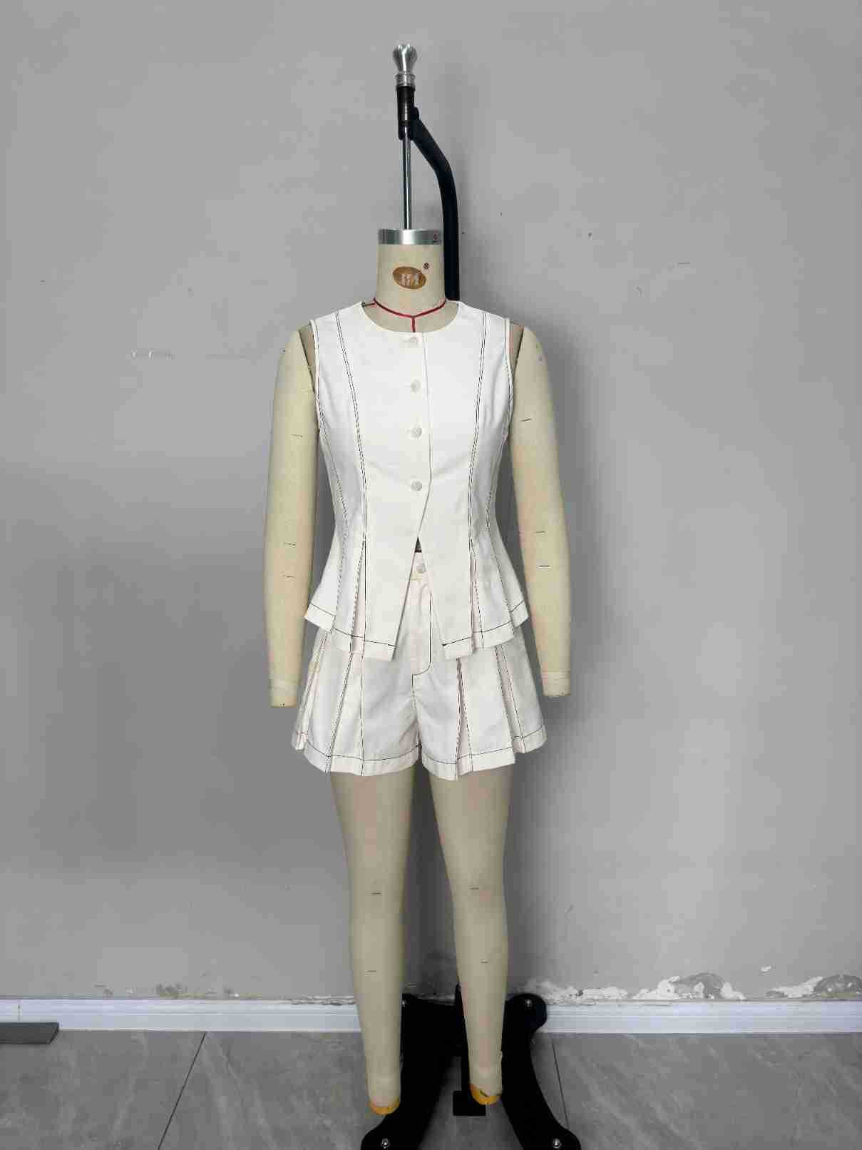 Apricot Sleeveless Peplum Top & Pleated Shorts Set with Topstitching