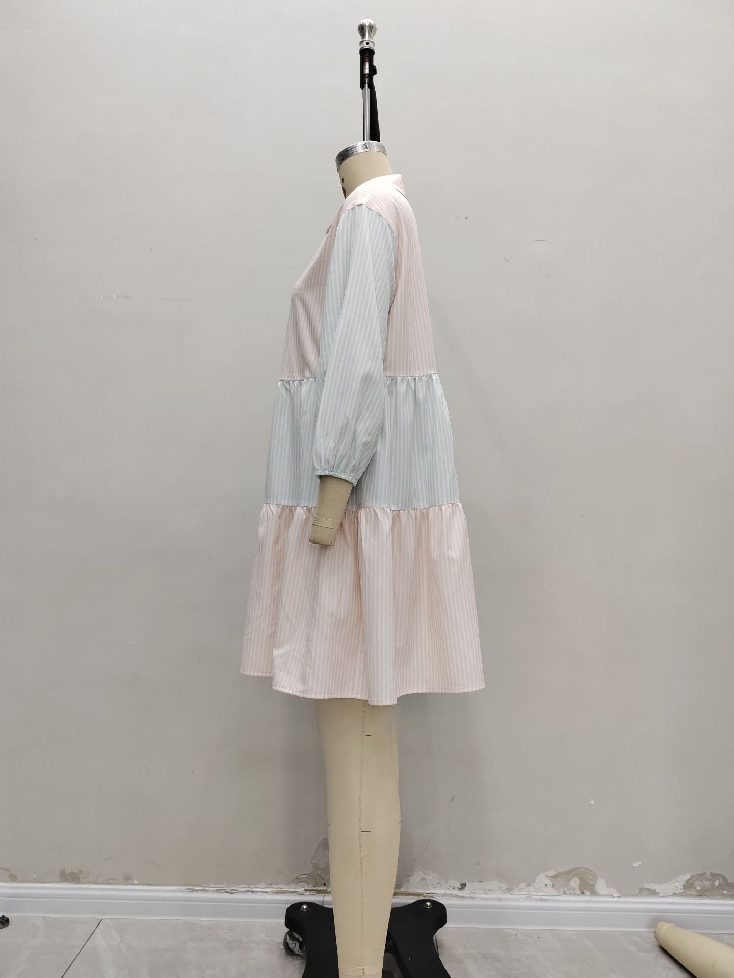 Contrasting Striped Tiered Dress with Lapel and Lantern Sleeves