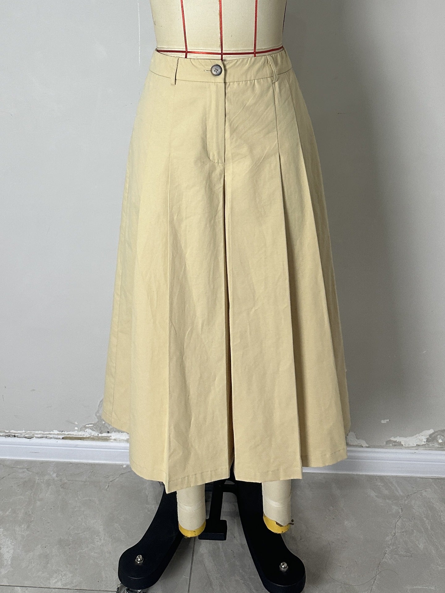 High-Waist Pleated Culottes with Midi Length