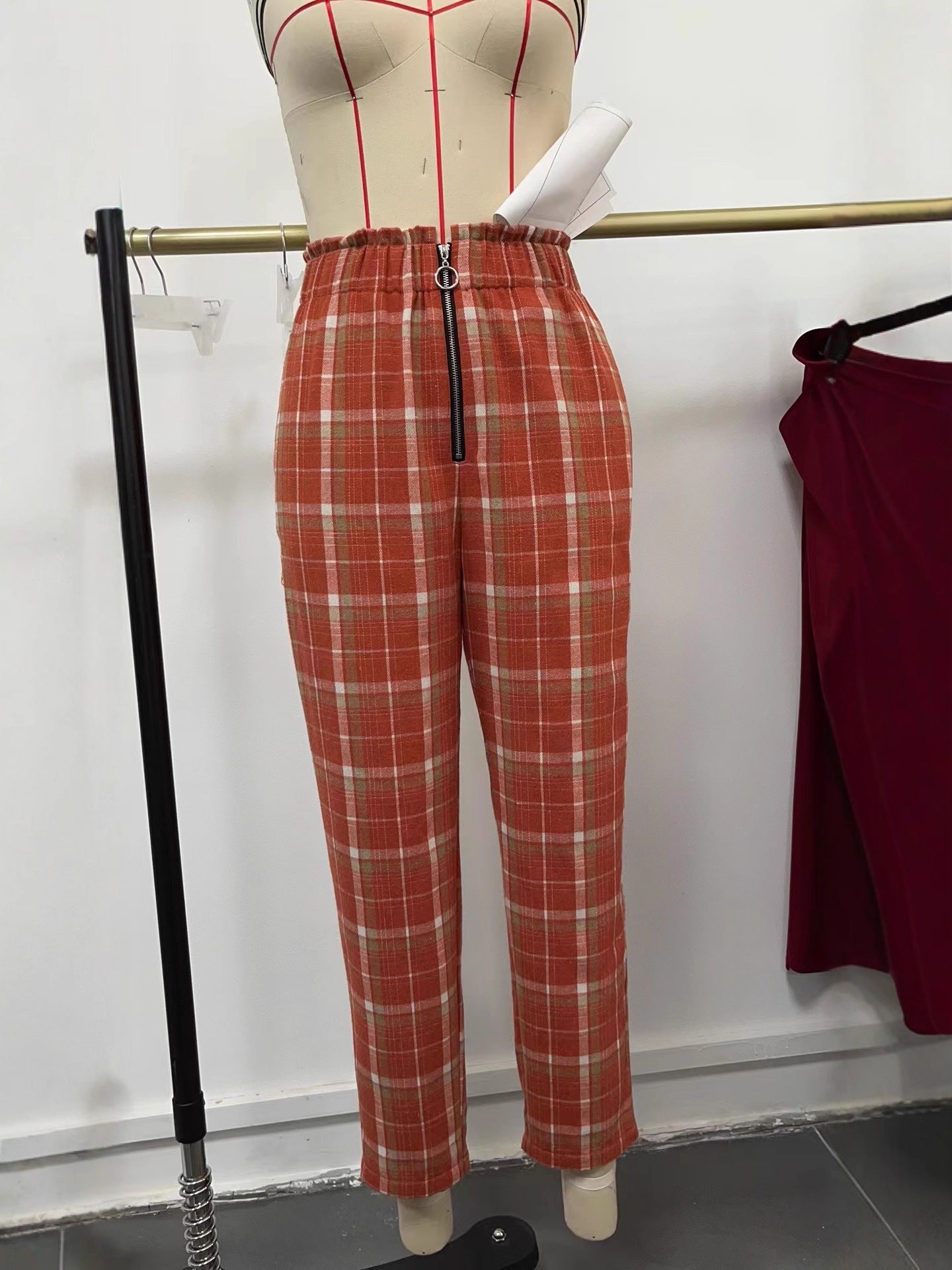 Plaid Straight-Leg Cropped Pants with High Elastic Waist