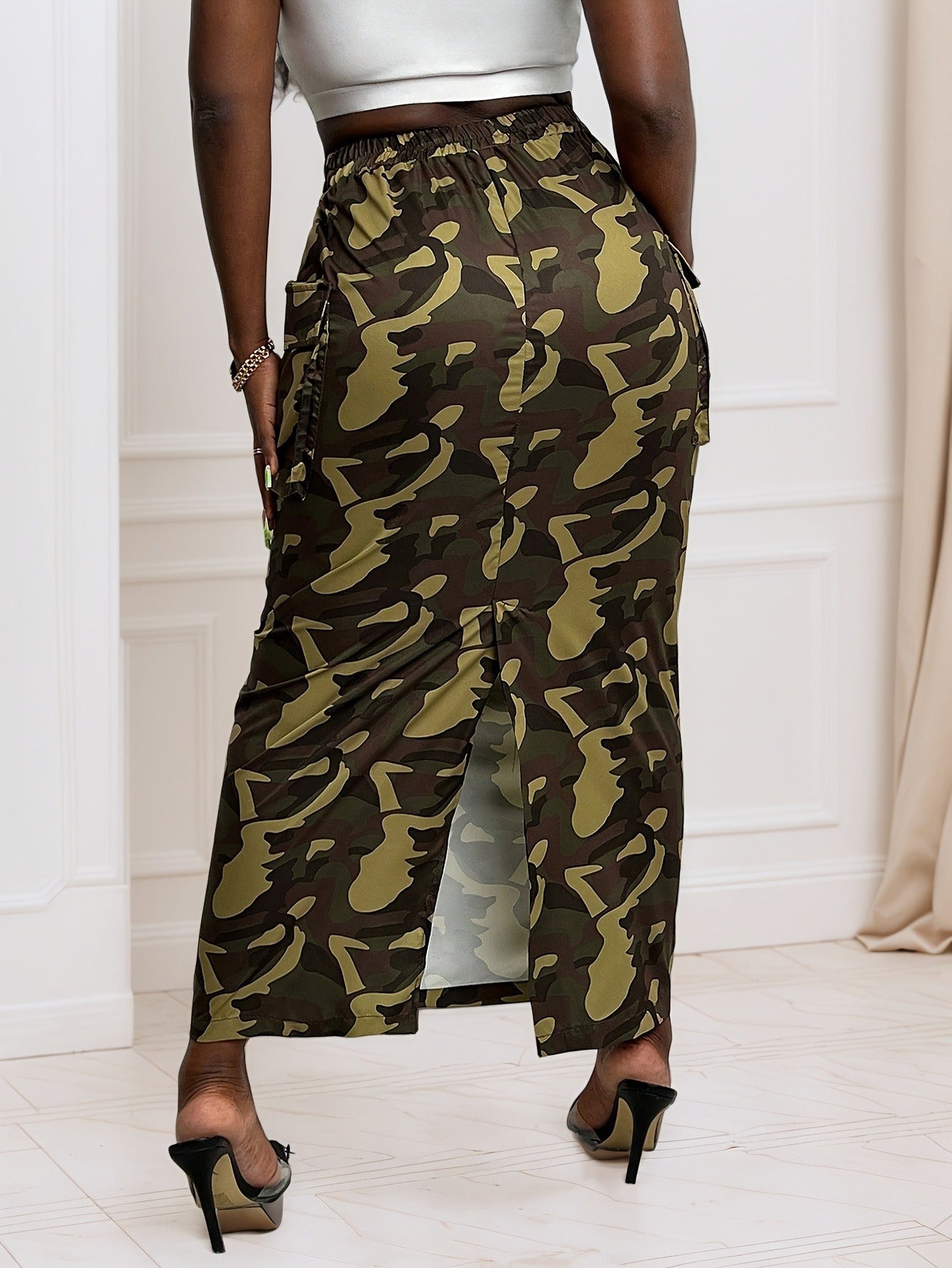 Camouflage Maxi Skirt with Cargo Pockets and Back Slit