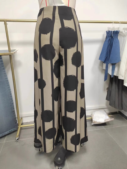 High-Waist Wide-Leg Pants in Circle and Stripe Print
