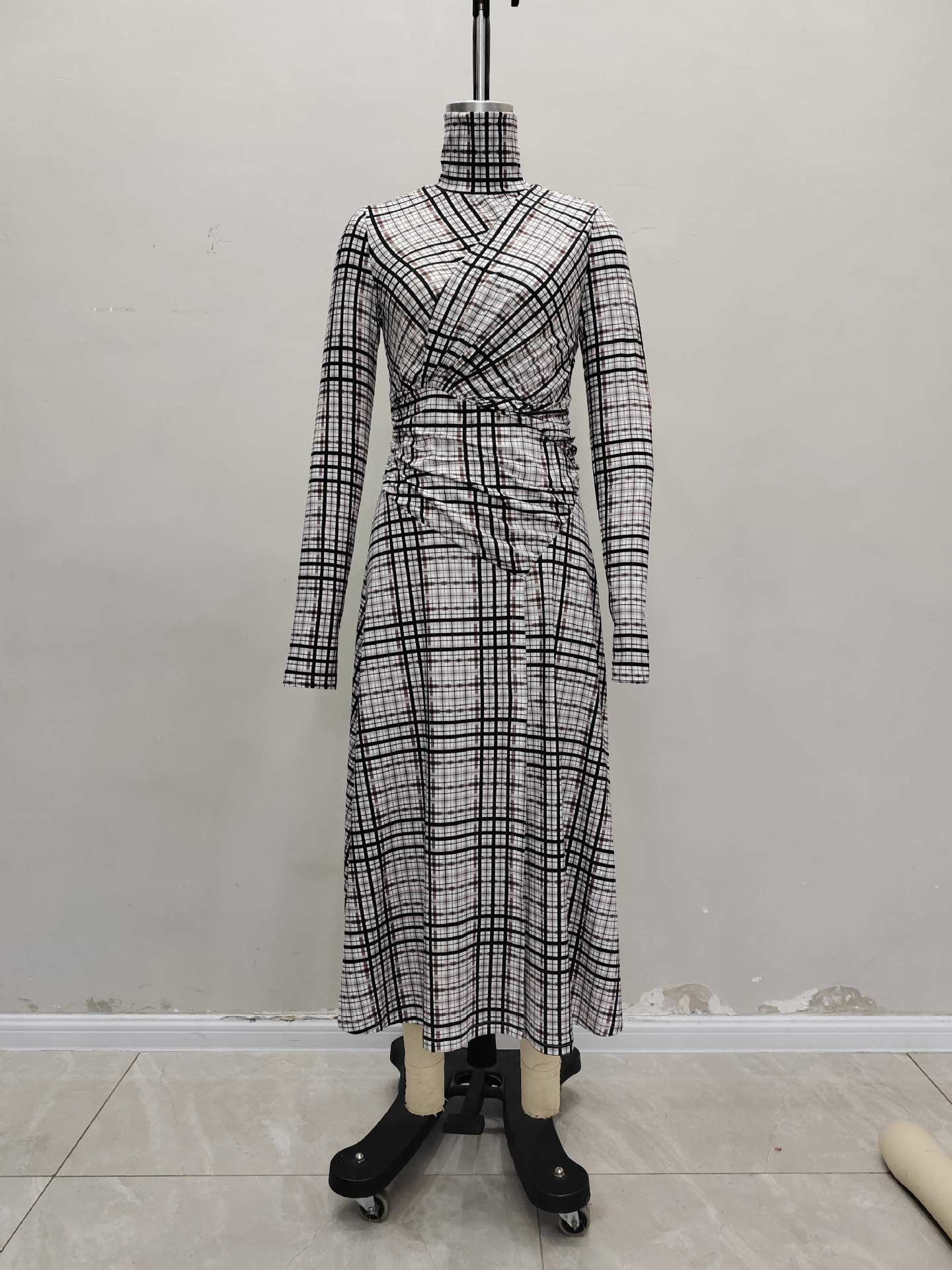 Plaid Knit Midi Dress with Stand Collar and Ruched Front