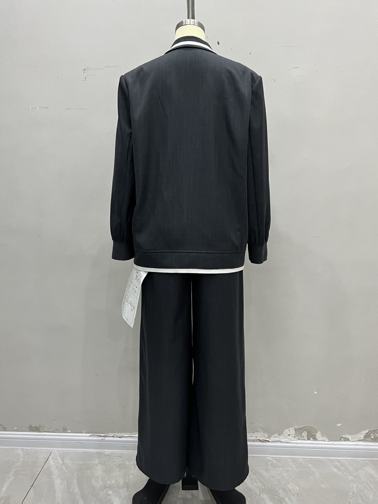 Oversized Blazer and Wide-Leg Trousers Suit Set with Contrast Trim