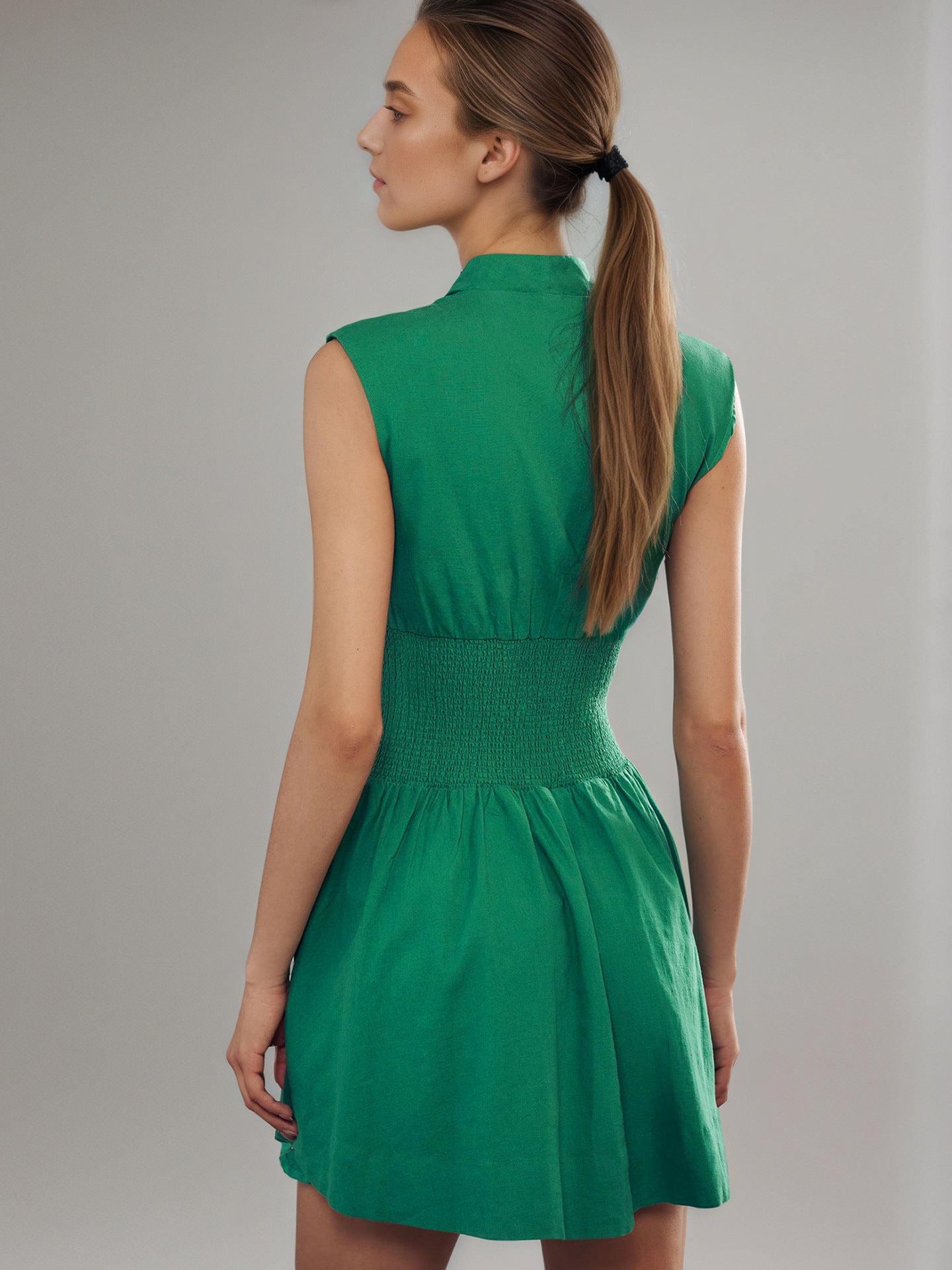 Sleeveless A-Line Dress with Front Zipper and V-Neck