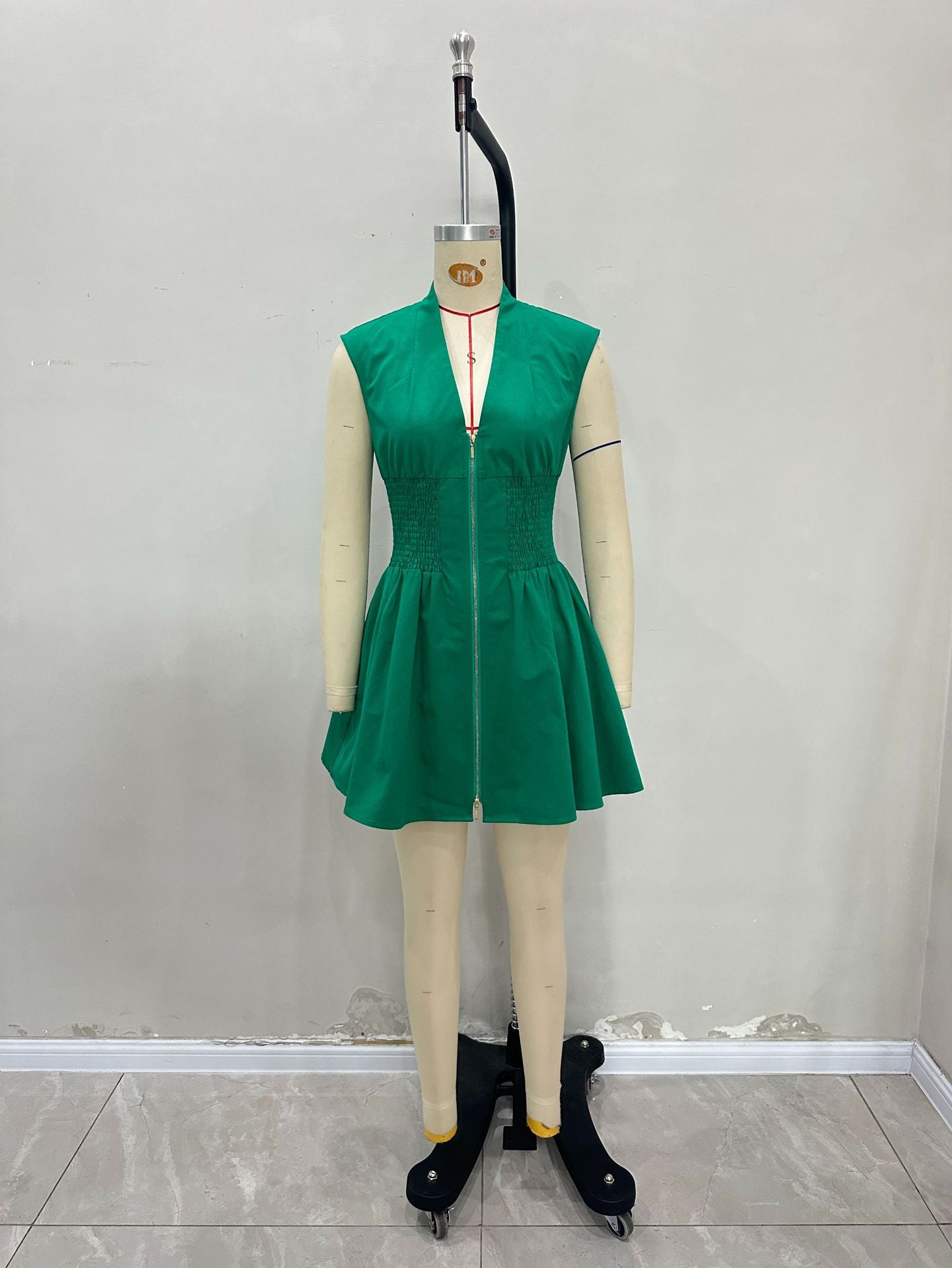 Sleeveless A-Line Dress with Front Zipper and V-Neck