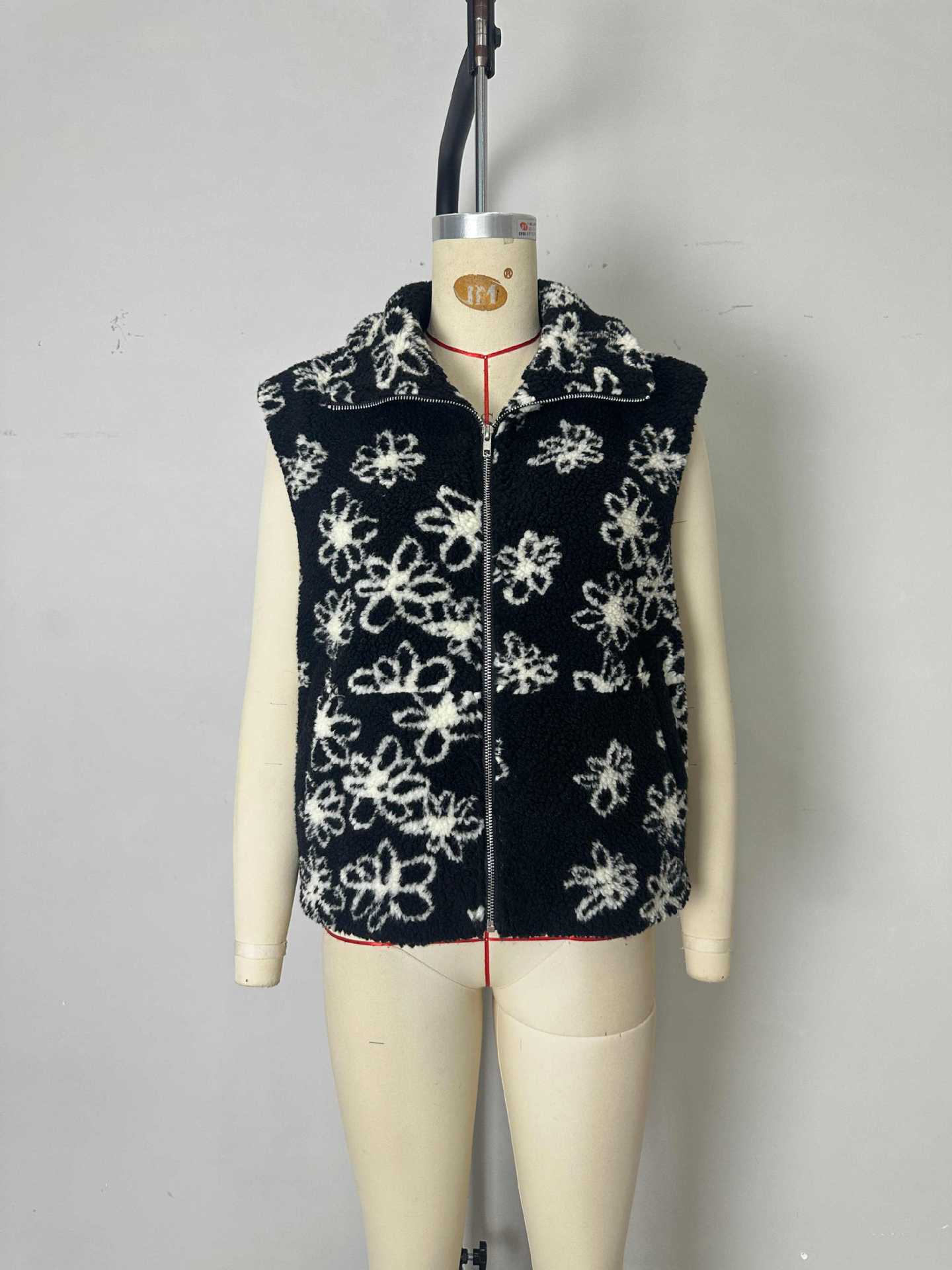 Floral Print Sherpa Vest with Lapel Collar