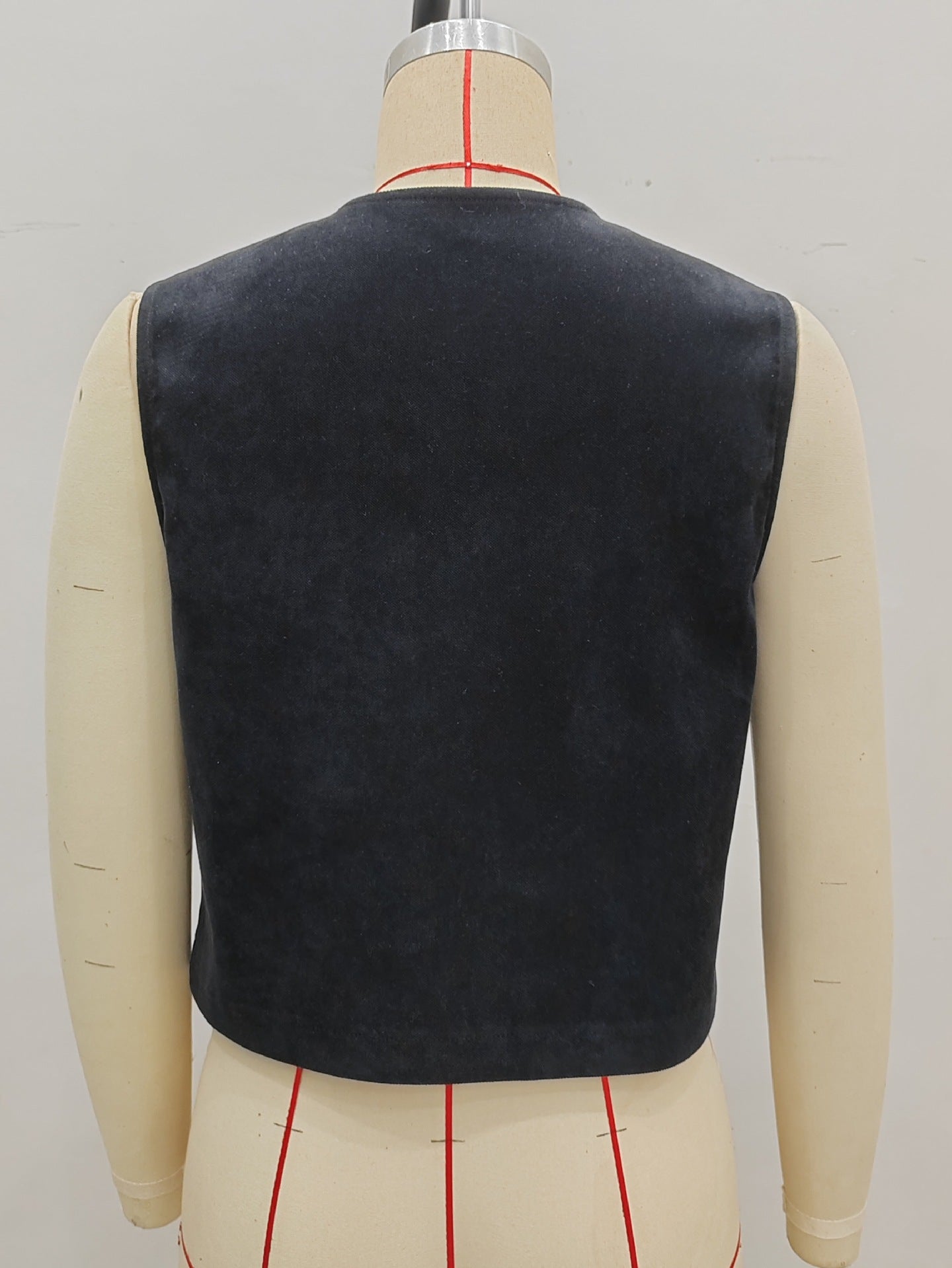 Embroidered V-Neck Vest with Floral Design