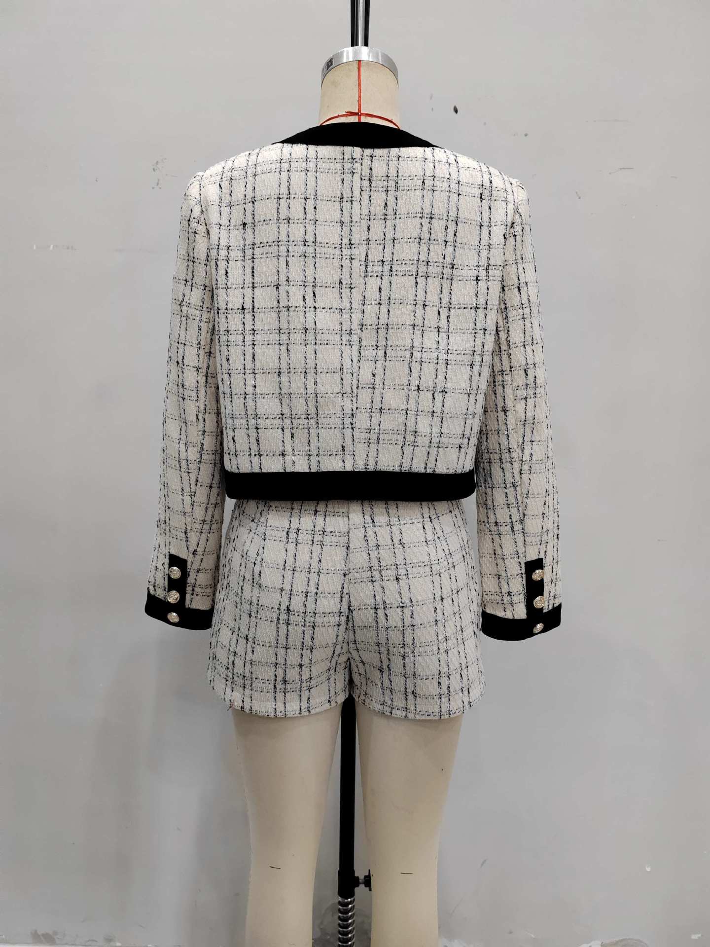 Tweed Plaid Cropped Jacket & Shorts Set with Contrast Trim