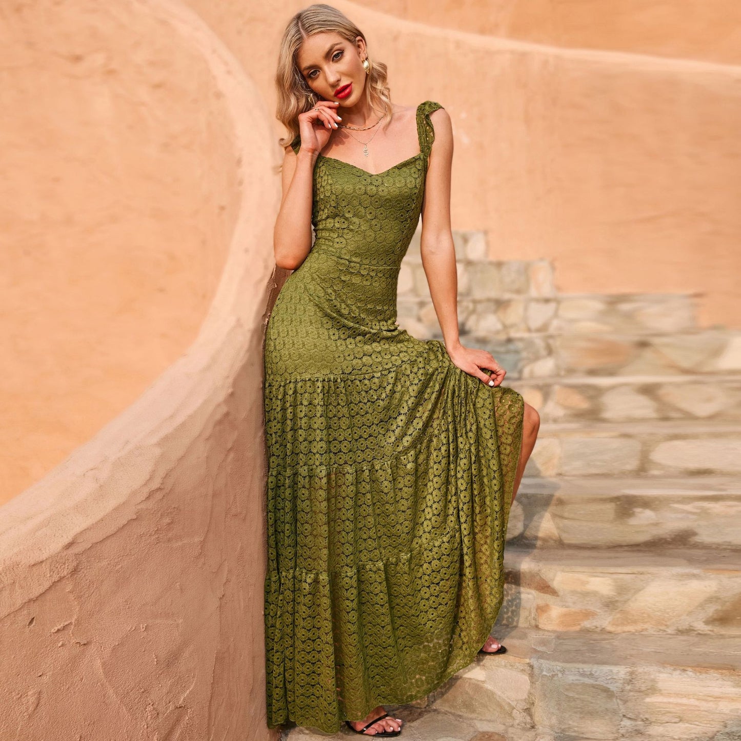 Lace Slim-Fit Maxi Dress with V-Neck and High Waist