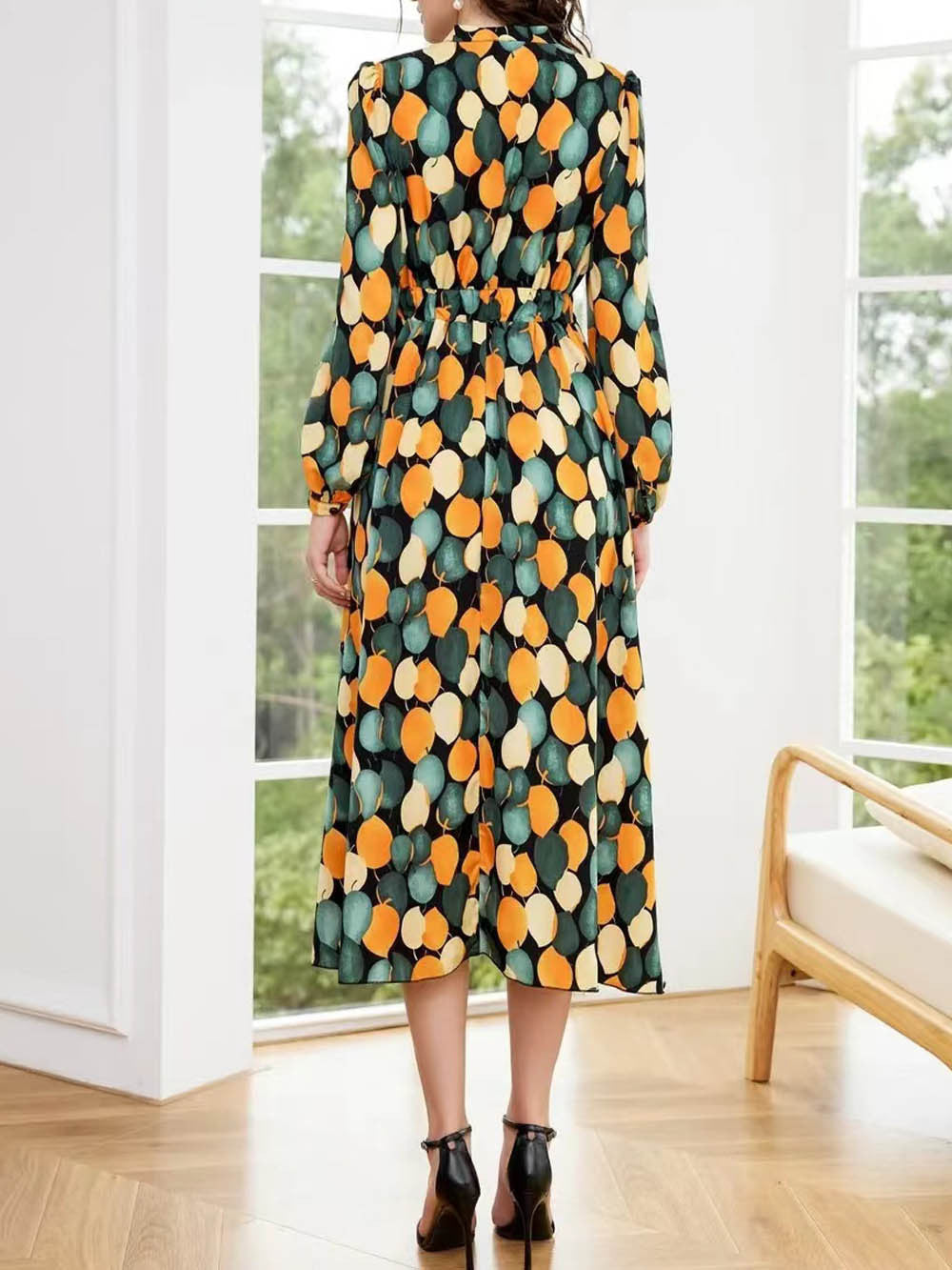 Leaf Print A-Line Midi Dress with V-Neck and Long Sleeves