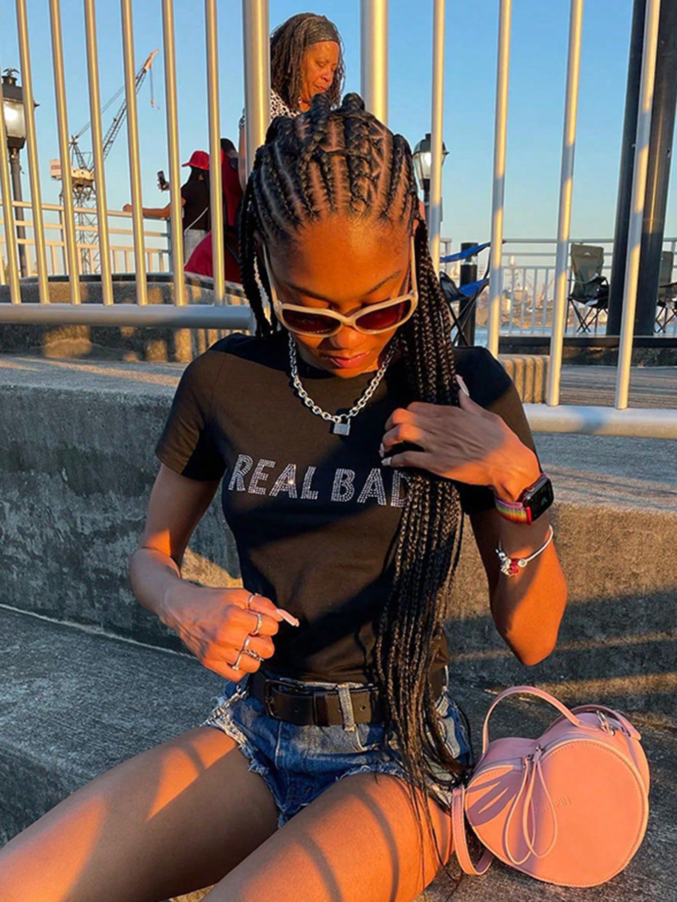 Diamond Letter Cropped T-Shirt with Round Neck
