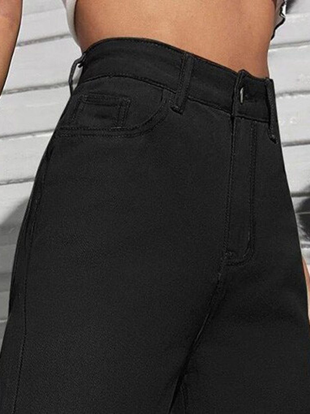 Women Black Jean Straight Fit High-Rise Clean Look Stretchable Jeans