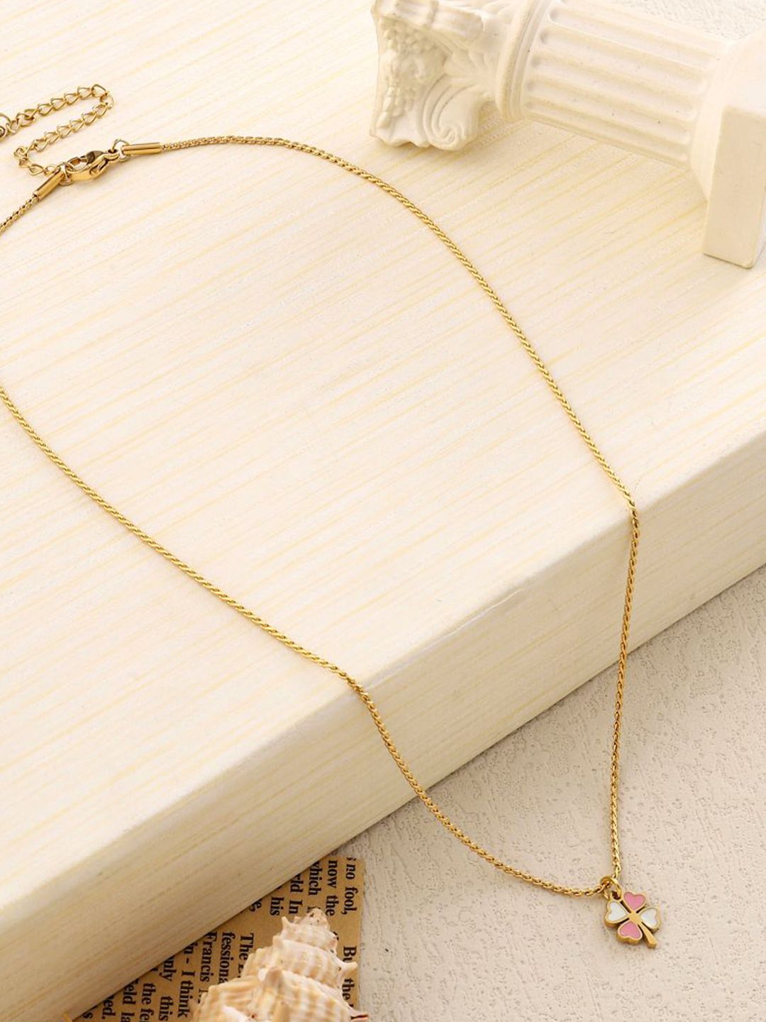 SALTY Pack of 2 Women Pink & White Clover Gold Necklace