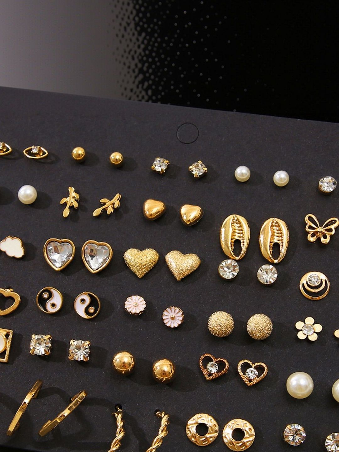 Classic Studs Earrings
