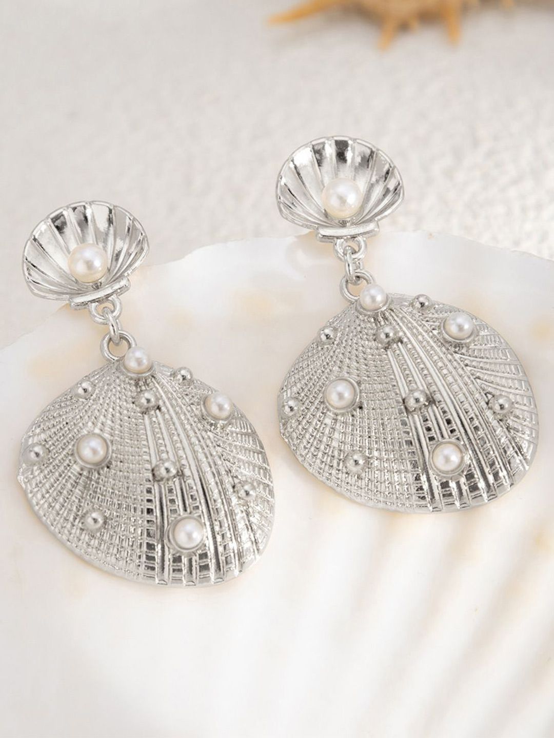 Silver Plated Artificial Beads Beaded Contemporary Drop Earrings