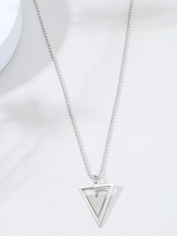 SALTY Men Triangular Pendants With Chains