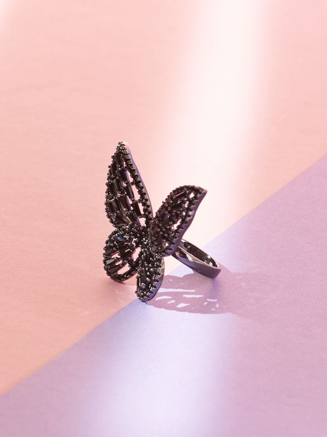 SALTY Black Beauty Bliss Stylish Adjustable Finger Ring
