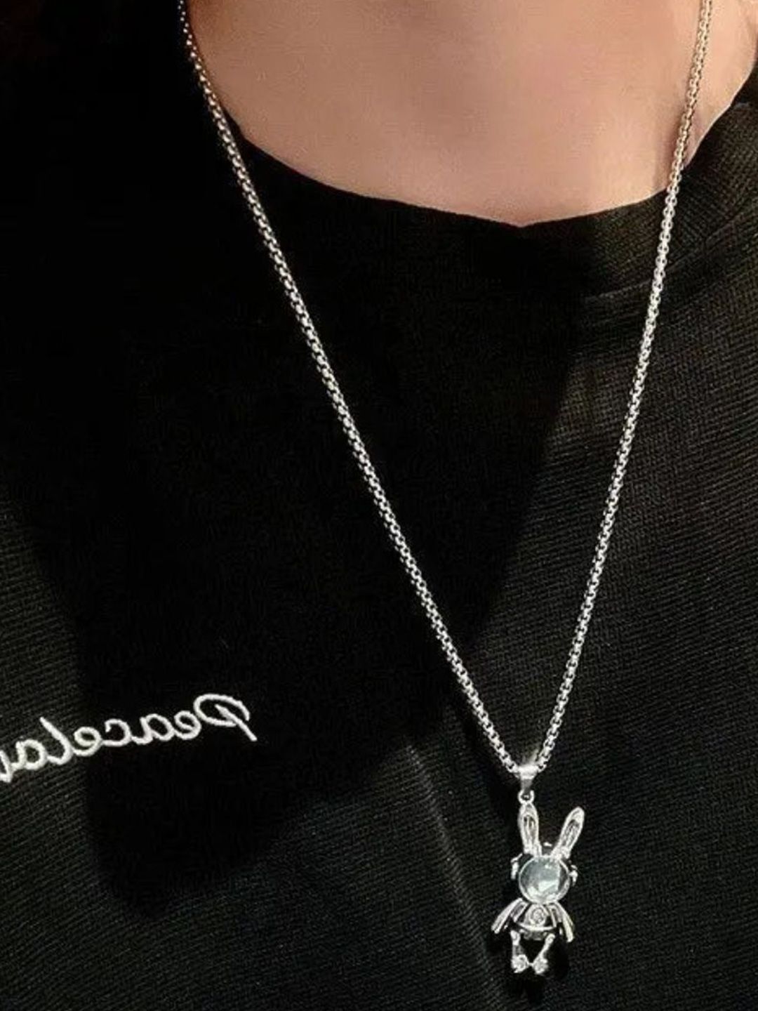 SALTY Set Of 2 Voltage & Spaceman Pendant With Chain