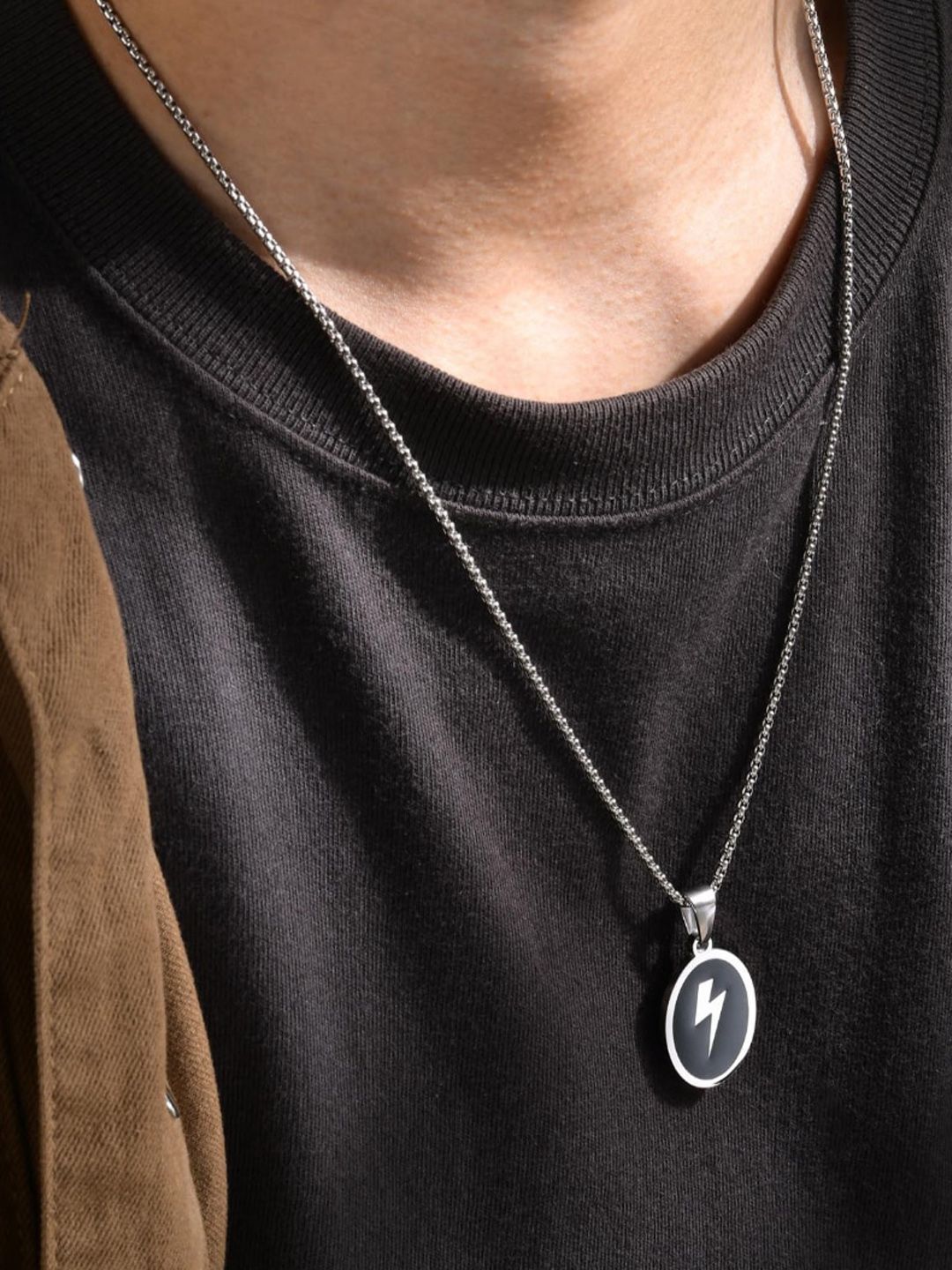 SALTY Silver-Plated Oval Pendant With Chain