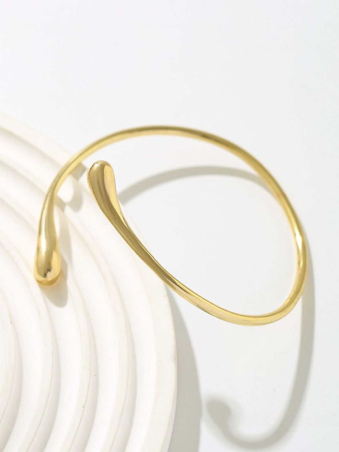 Women Gold-Plated Armlet Bracelet