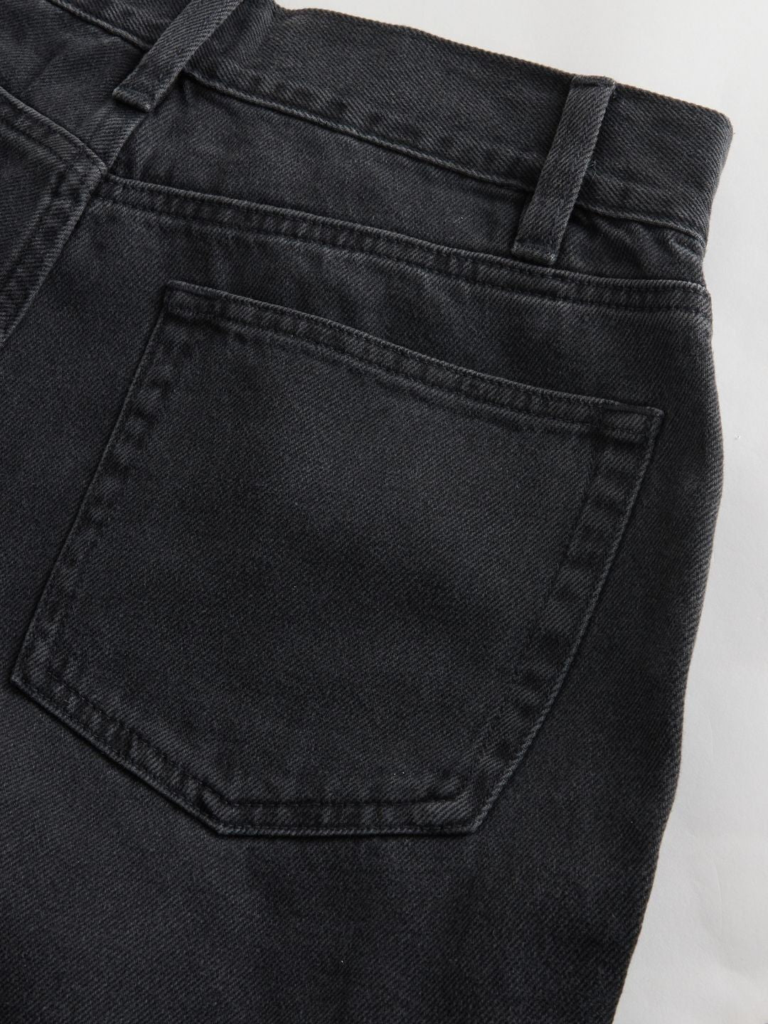 Women Classic Wide Leg Mid-Rise Light Fade Stretchable Jeans