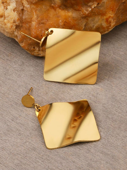 SALTY Diamond Shaped Drop Earrings