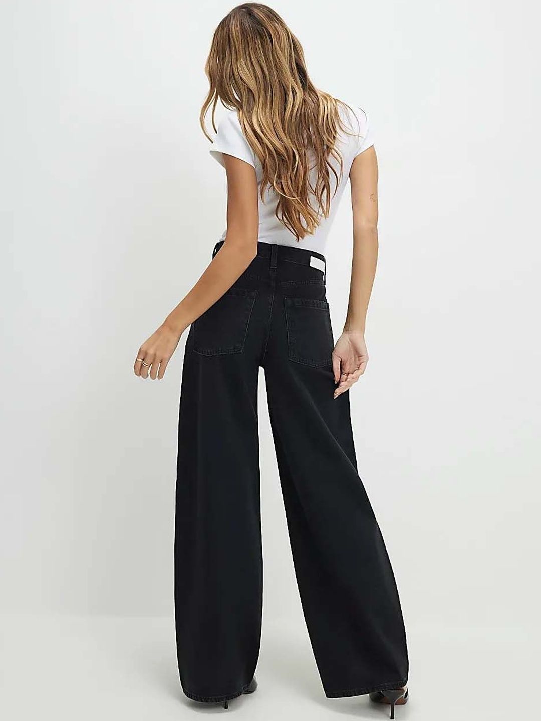 Women Classic Wide Leg High-Rise Stretchable Jeans