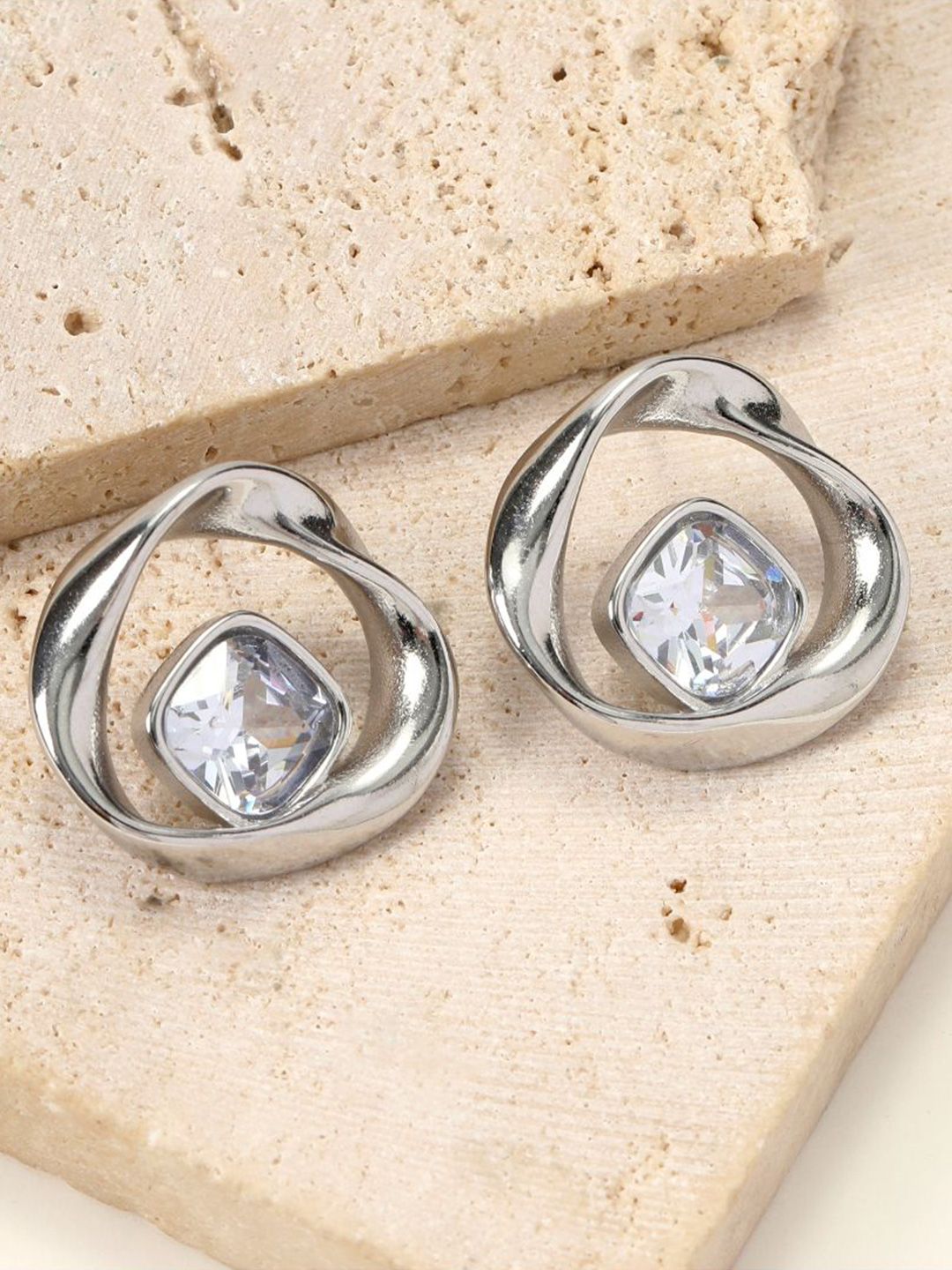 SALTY Artificial Stones Studded Contemporary Studs