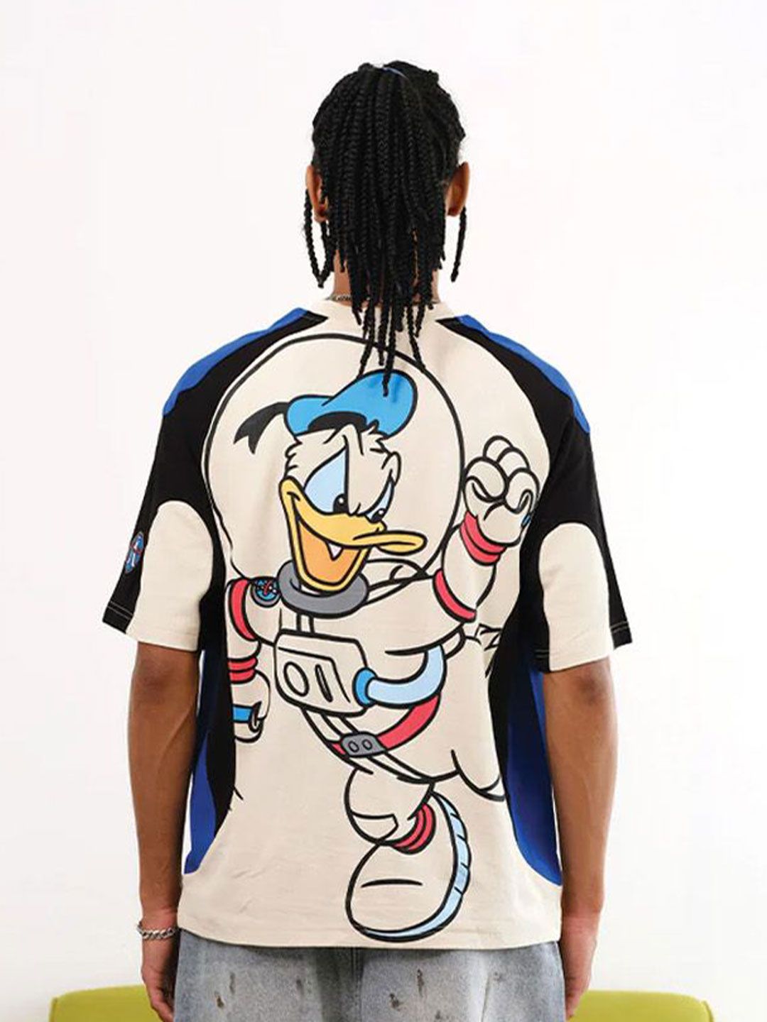 Men Donald Duck Graphic Printed Round Neck Cotton Oversized T-shirt