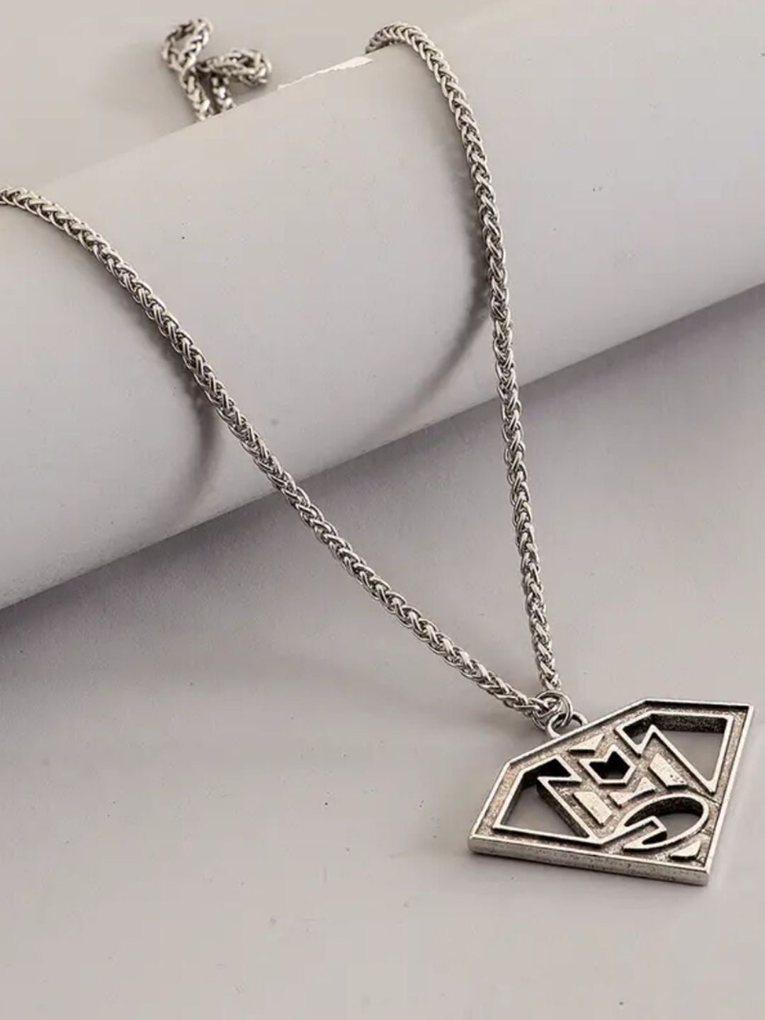 SALTY Men Silver-Toned Chain