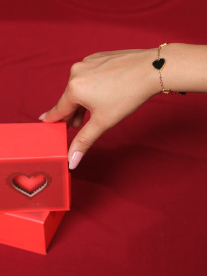 SALTY Everlasting Love Heart Wrist Bracelet for Women