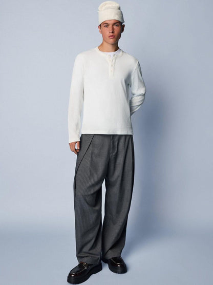 Long-sleeve slim-fit Henley collar T-shirt