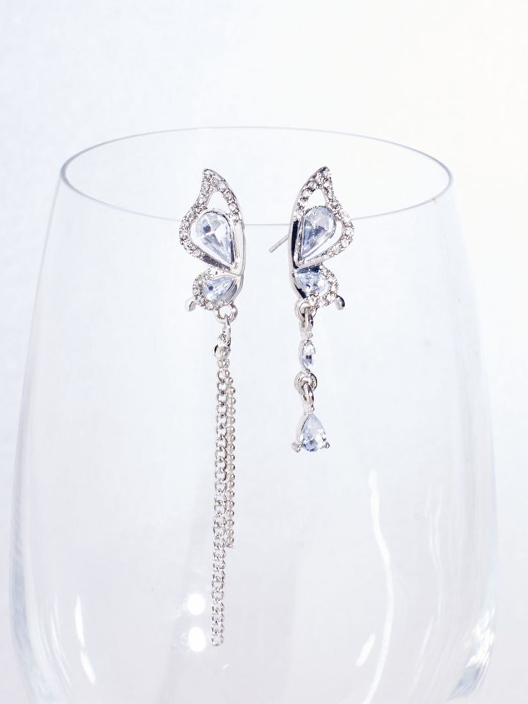 SALTY Contemporary Studs Earrings