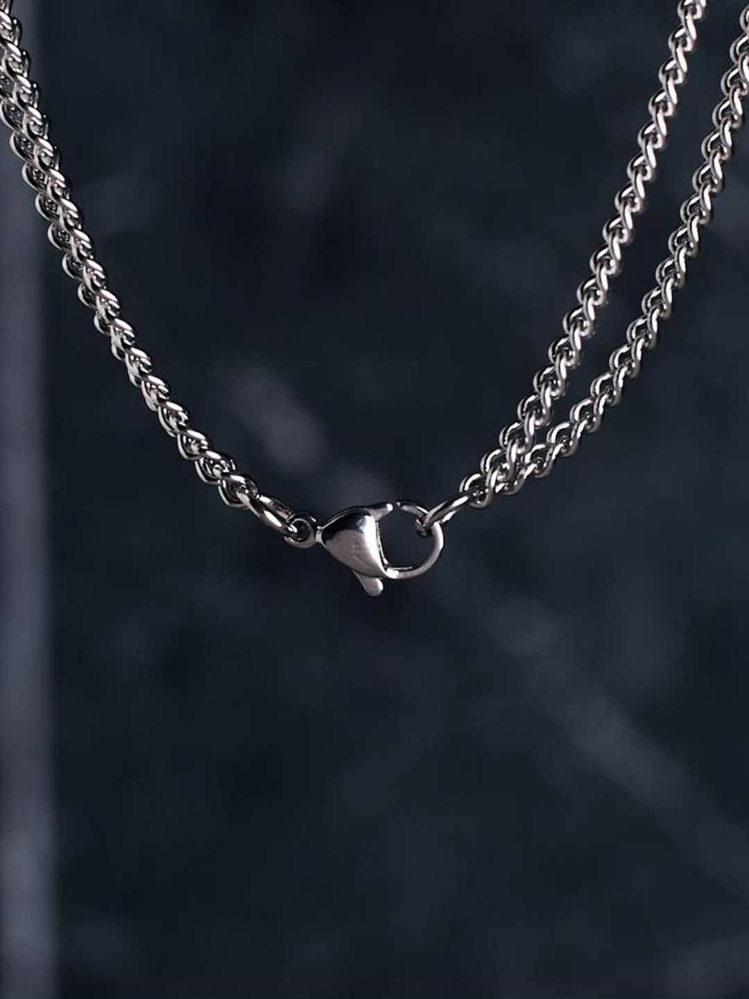 SALTY Star Shaped Pendants with Chains